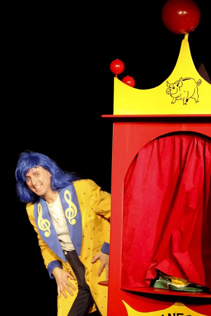 Les Folies Foraines de Fernand
Spectacle sur la fête foraine des années 60 - 3/9 ans (3)