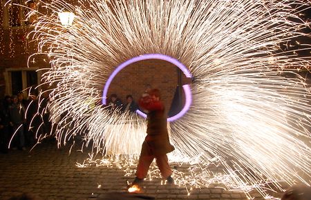 Cie Trobairiz / Sud-Ouest : Spectacle Enfants, Echassier, Clown, Feu..