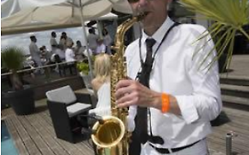 Photo de Les Pointures Jazz Band + electro sax / BORDEAUX / Sax & chant