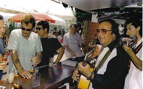 Photo de Néné et Los Amigos Musiciens Gipsy de Monaco Cannes St Tropez