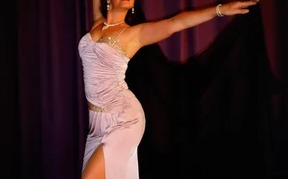 Photo de Saphir Danseuse Orientale Côte d'Azur Riviera
