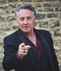 HYPNOTISEUR de spectacle et MENTALISTE en Vendée