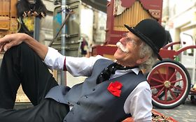 Photo de Jean-Mi et son orgue de Barbarie / Yonne
