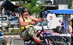 Photo de Yoyo le Clown et ses velos rigolos - Bordeaux - Gironde - Aquitaine 