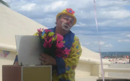 Photo de Magic-Michel :  le clown cacahuete / SPECTACLE DE MAGIE ENFANTS / 34