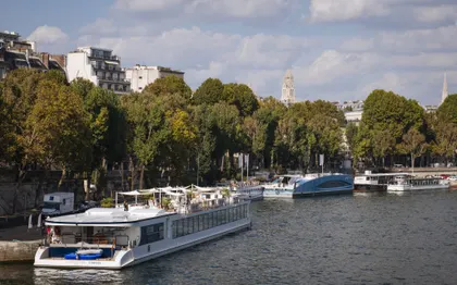 Photo de Le diamant Bleu / Diner Croisière à Paris