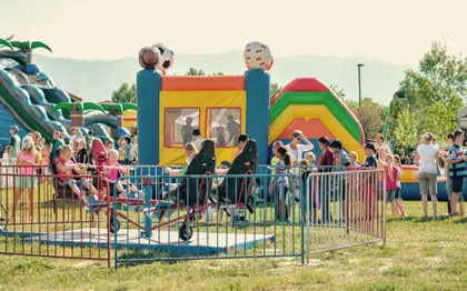 Photo de DEALEVENTS,Location,Structure Gonflable,Photobooth,IleDeFrance;Melun 