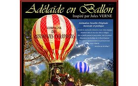 Photo de Adélaïde en Ballon / Spectacle de rue 