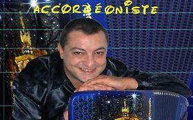 Photo de THIERRY BONNEFOUS - Accordéoniste - Orchestre Musette - Rodez - Millau