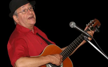 Photo de Francis Weill, auteur compositeur interprète / AMIENS